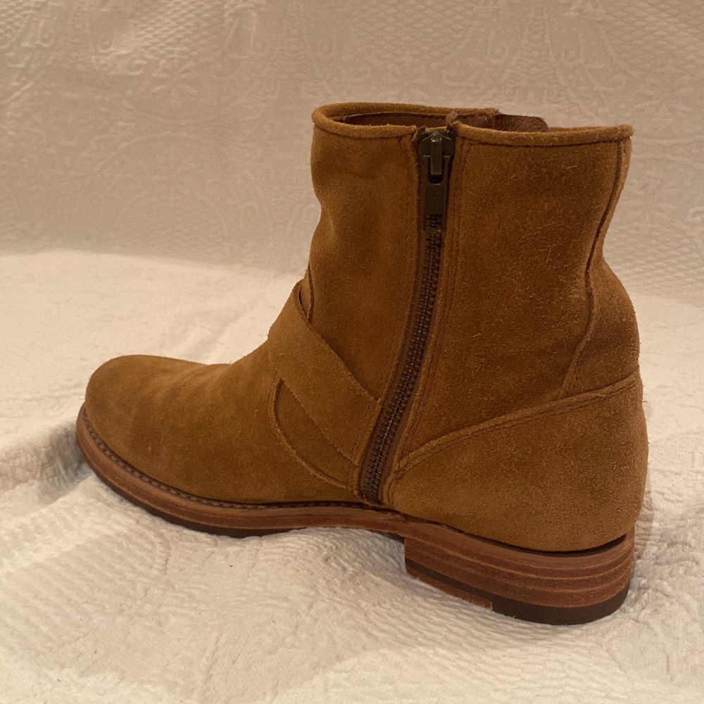 FRYE | Veronica Buckle Strap Suede Short Ankle Biker Moto Boots in ‘Brandy’ - Picture 14 of 17